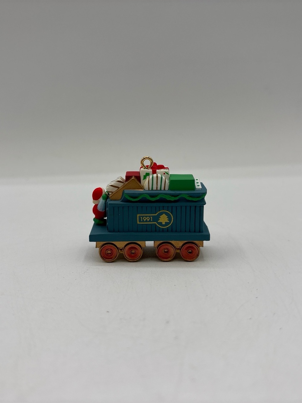 Hallmark Keepsake Ornament Dated 1991 Vintage Gift Car 2nd In A Collection Of 4